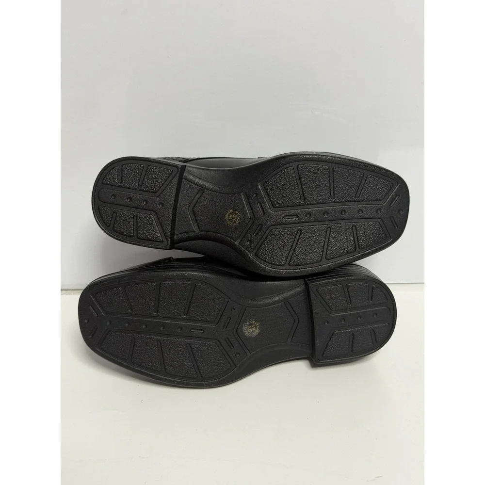 Strafford  Boys Size 11 Black Lace Up Dress Shoes New in Box
